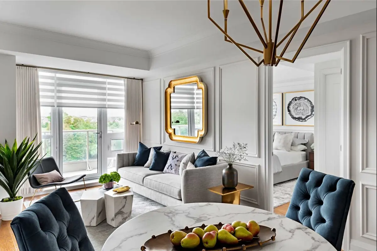 15 Stollery Pond CRES #511, Markham, ON L6C 0Y4