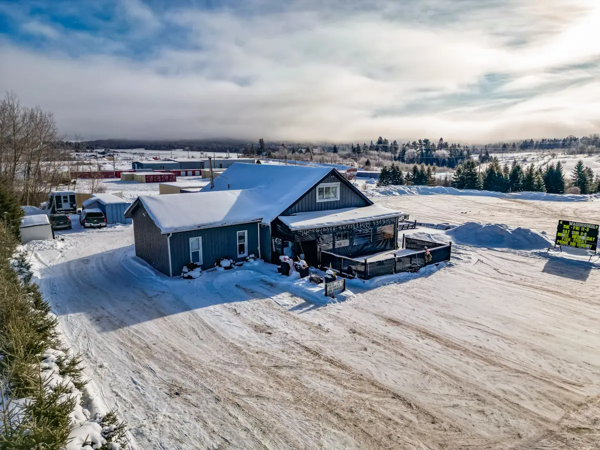 852 Main ST, Powassan, ON P0H 1Z0