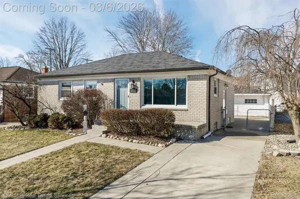 25083 Arlington ST, Roseville, MI 48066