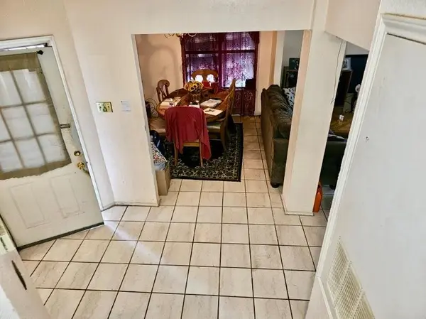 10203 Oak Branch Lane, Dallas, TX 75227