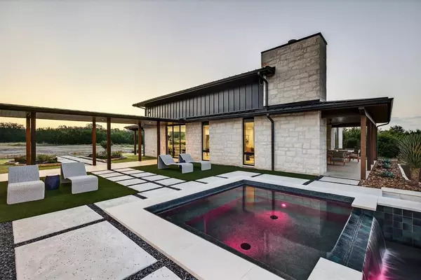 Glen Rose, TX 76690,5579 County Road 2013