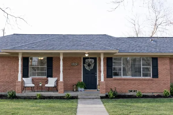 2814 Silvermeadow Lane, Corinth, TX 76210