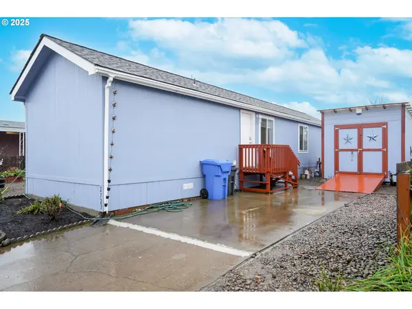 Salem, OR 97317,2723 OAKLAND LOOP