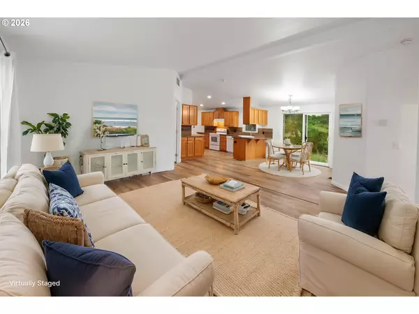 Astoria, OR 97103,35134 LABRADOR LN