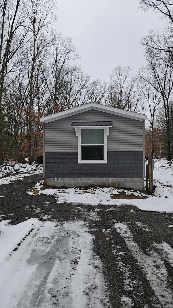 4381 Aspen DR, Valley Twp, MI 49010