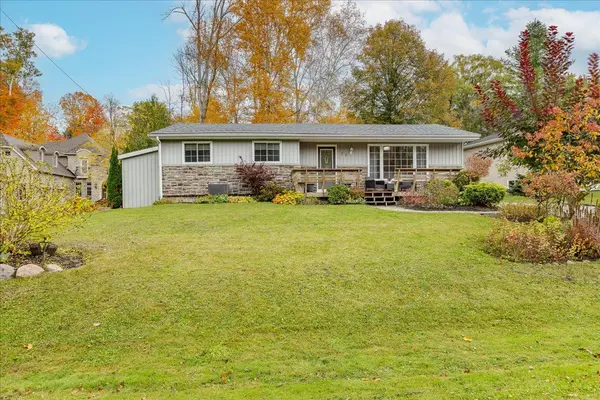 33 Mourning Dove RD, Georgina, ON L0E 1R0