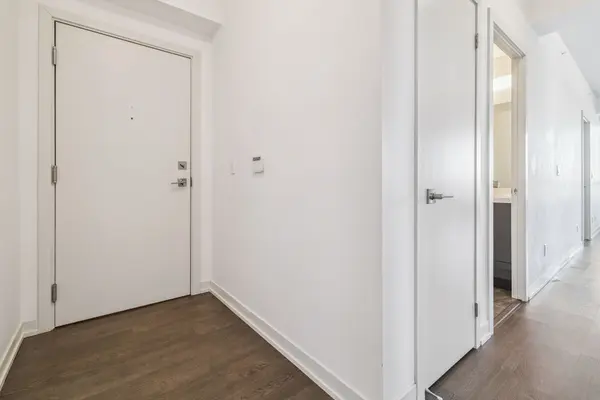 2087 Fairview ST #1209, Burlington, ON L7R 0E5