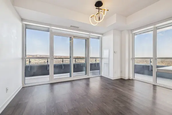 2087 Fairview ST #1209, Burlington, ON L7R 0E5