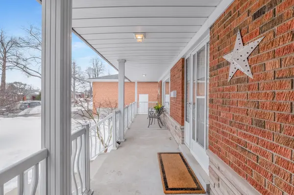 58 Keegan CRES, Toronto W05, ON M3J 1G2