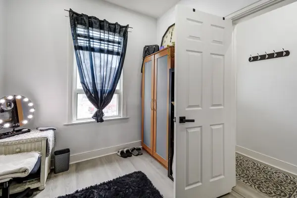 58 East 22nd ST, Hamilton, ON L8V 2V3