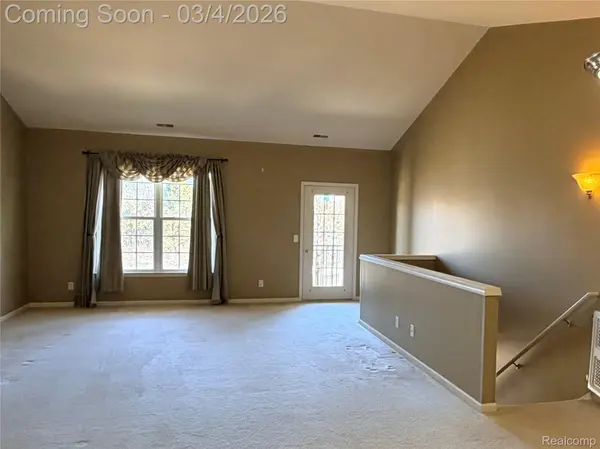 2395 Knollwood DR, Canton Charter Township, MI 48188