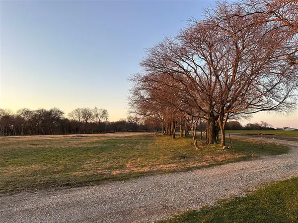 000 McConnell Road, Gunter, TX 75058