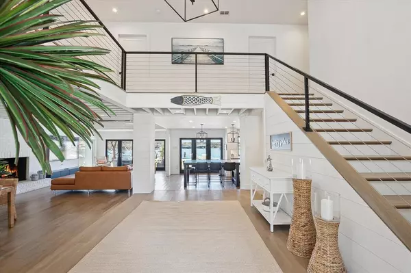 Fort Worth, TX 76179,8917 Random Road