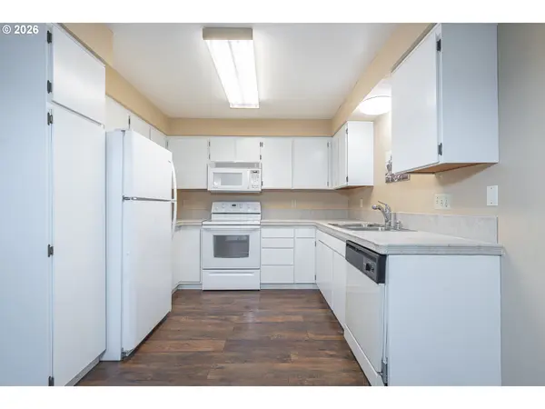 401 MADRONA AVE SE #Apt 3, Salem, OR 97302