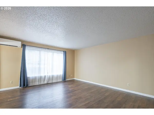 401 MADRONA AVE SE #Apt 3, Salem, OR 97302