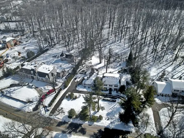 83 Devon Rd, Essex Fells Twp., NJ 07021