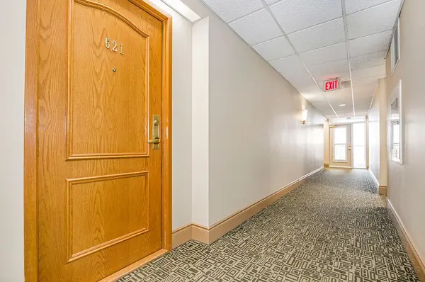 7373 Martin Grove RD #621, Vaughan, ON L4L 9K1