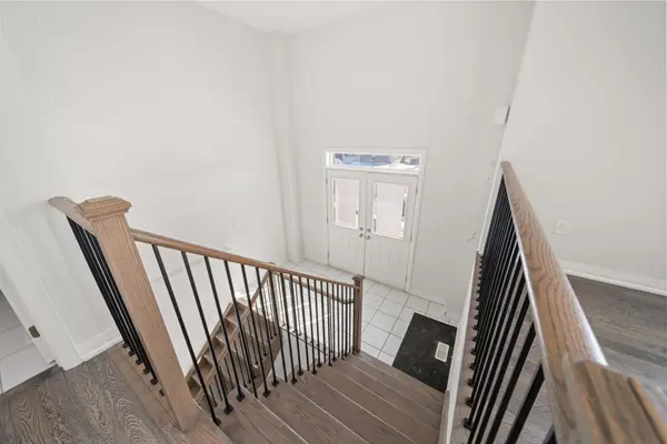 1466 Stovell CRES #Main/Upper, Innisfil, ON L0L 1W0