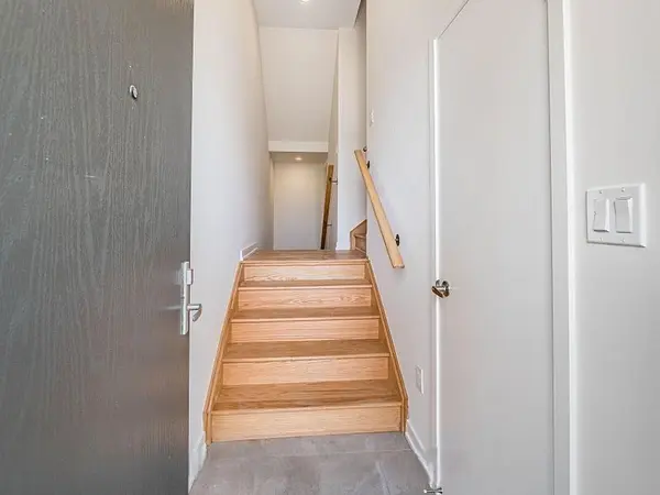 21 Lambert LN, Caledon, ON L7E 4M5