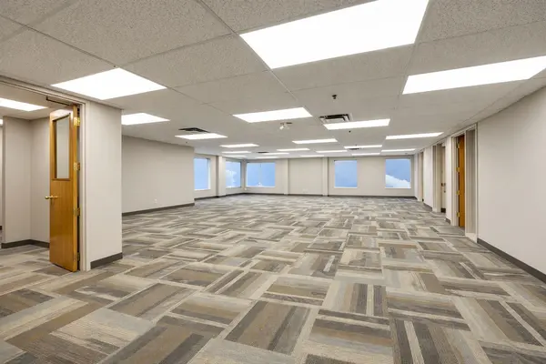 2709 Coventry RD #unit #200, Oakville, ON L6H 5V9