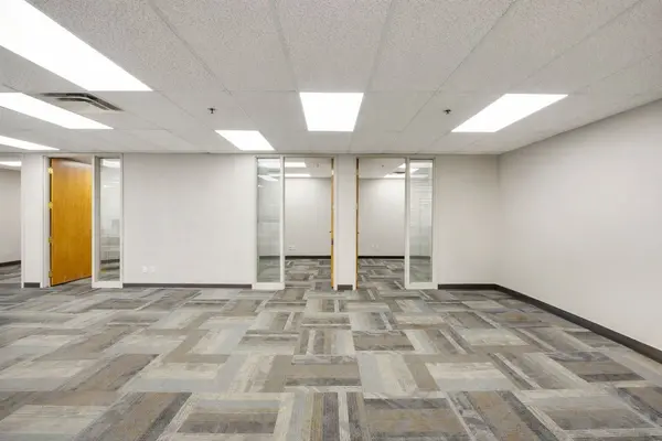 2709 Coventry RD #unit #200, Oakville, ON L6H 5V9