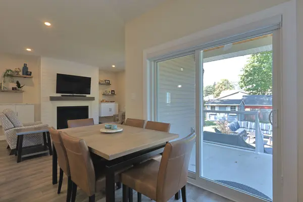 190 Broad ST, North Middlesex, ON N0M 2K0