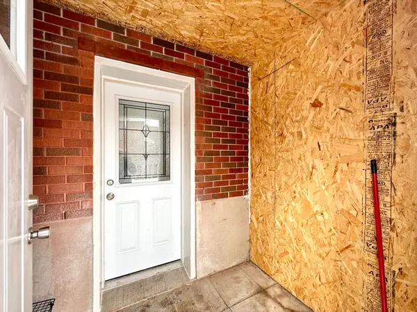 2206 Navaho DR #B, Belair Park - Copeland Park And Area, ON K2C 0V9