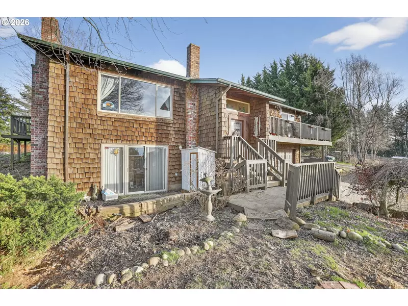 79372 STEWART CREEK RD, Clatskanie, OR 97016