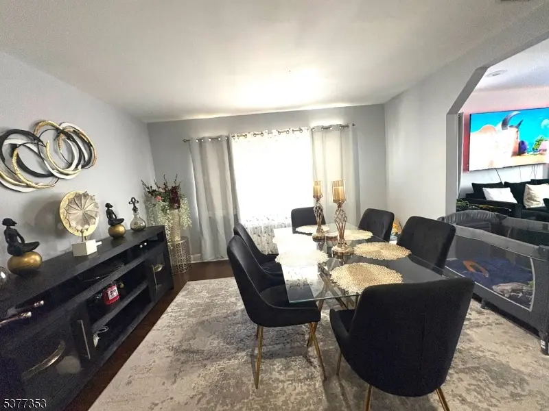 128 Grove St #2, Bloomfield Twp., NJ 07003