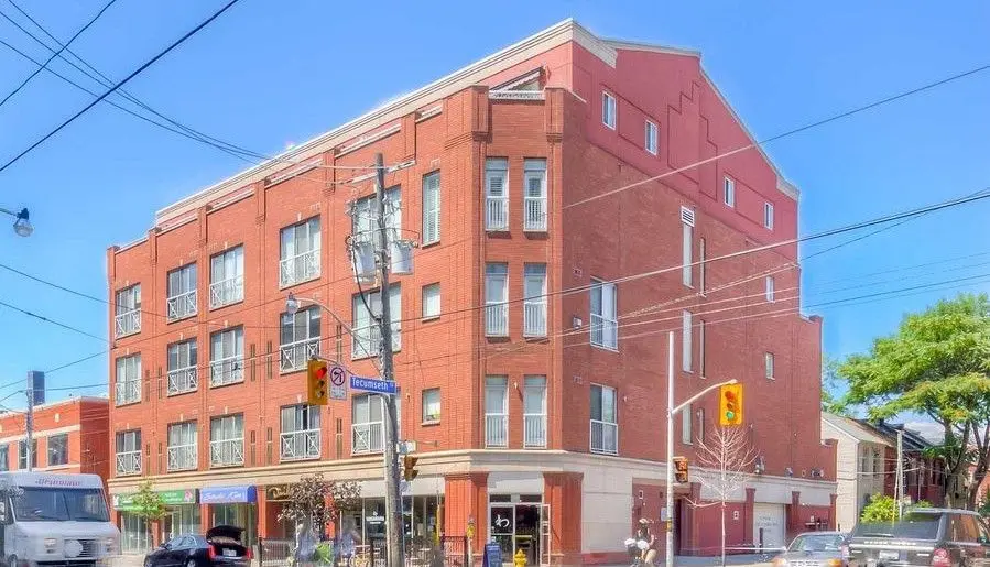 766 King ST #203, Toronto C01, ON M5V 1N6