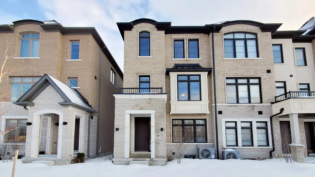 58 De La Roche DR, Vaughan, ON L4H 5G4