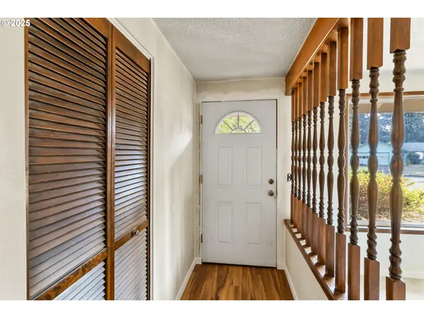 3826 PEPPERTREE DR, Eugene, OR 97402