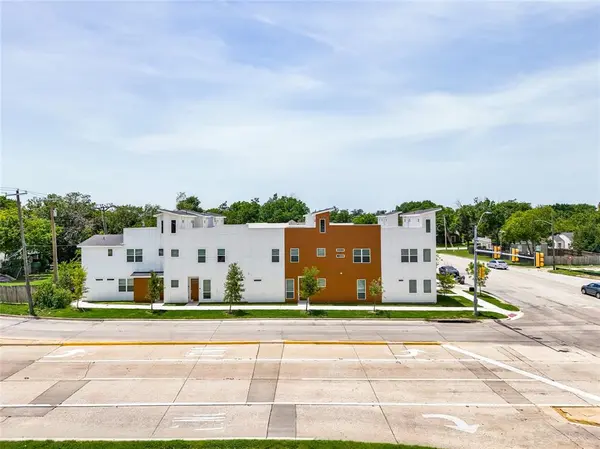 2505 Benbrook Boulevard #503, Fort Worth, TX 76109