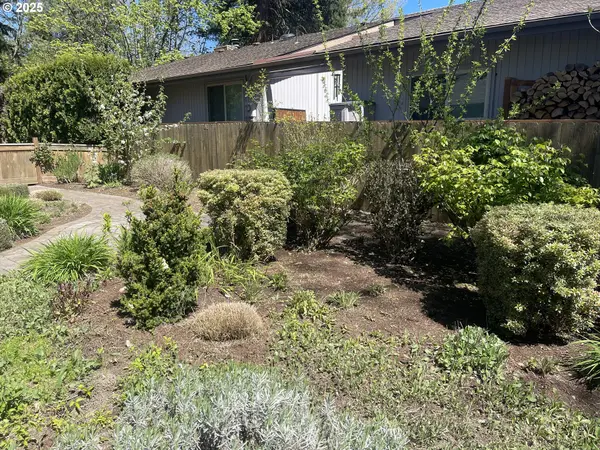 Eugene, OR 97401,2280 TABOR ST