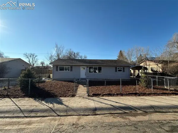 1305 Rockwood AVE, Colorado Springs, CO 80905