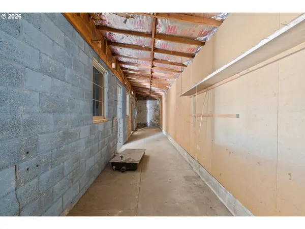 67 NW GREENWOOD AVE, Bend, OR 97703