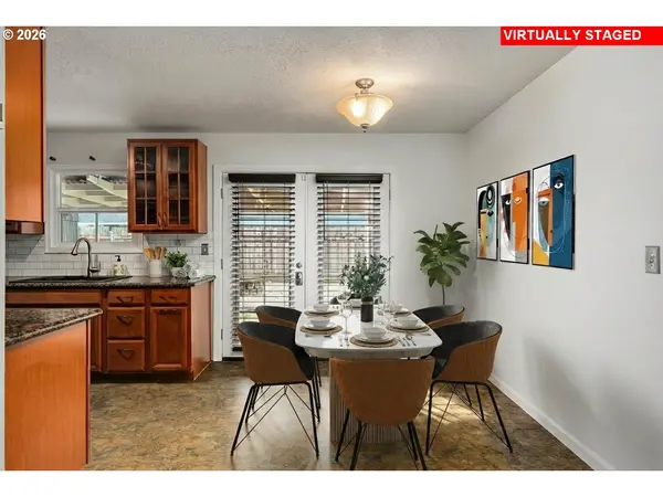 1903 SE 158TH AVE, Portland, OR 97233