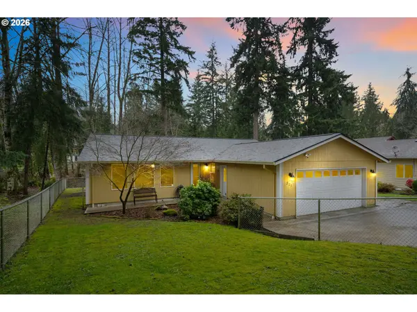 321 ROLLINGWOOD DR, Kelso, WA 98626