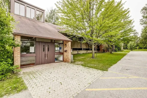 97 Burcher RD, Ajax, ON L1S 2R3