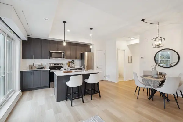 485 Beresford PATH #6, Oshawa, ON L1H 5S7