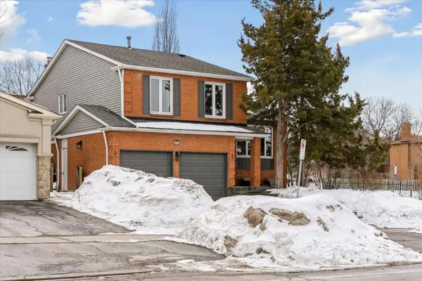 233 Fincham AVE, Markham, ON L3P 4E4