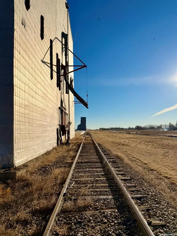 132 1st AVENUE W, Climax, SK S0N 0N0