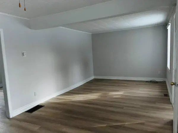 28 Comfort ST, Kirkland Lake, ON P2N 3B2