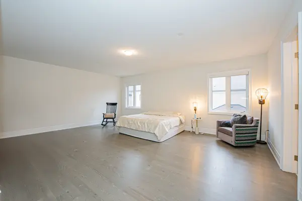 1217 Ironbridge RD, Oakville, ON L6M 5M5