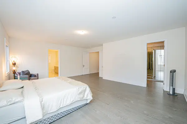 1217 Ironbridge RD, Oakville, ON L6M 5M5