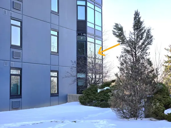 45 Pond Mills RD #205, London South, ON N5Z 4W5