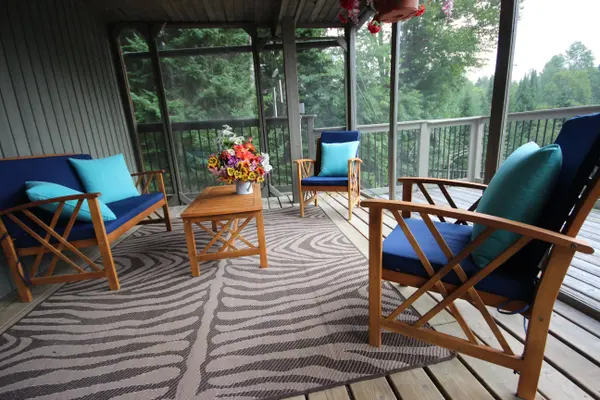 1082 Green Lake RD, Algonquin Highlands, ON K0M 1J1