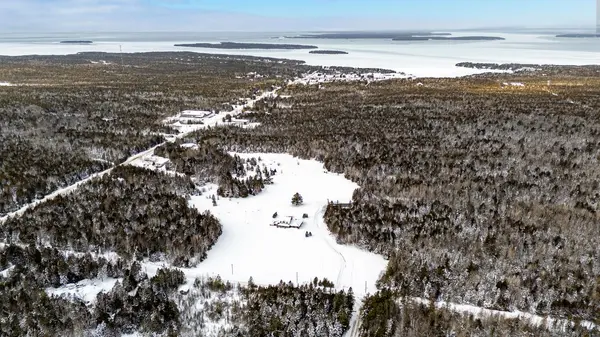 33 Dunks Bay RD, Northern Bruce Peninsula, ON N0H 2R0