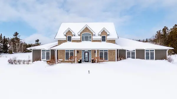 33 Dunks Bay RD, Northern Bruce Peninsula, ON N0H 2R0