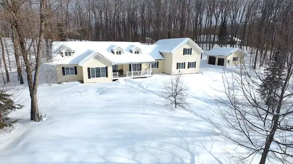 31 Deerfoot TRL, Huntsville, ON P1H 0A6